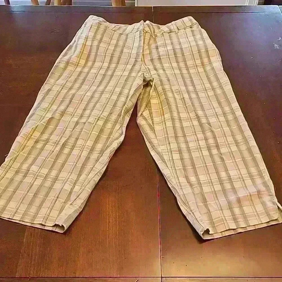 St. John's Bay stretch cropped pants - Picture 7 of 11